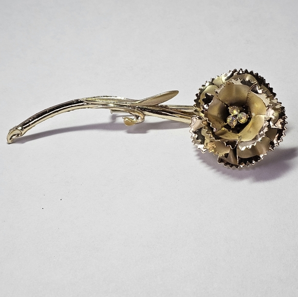 Vintage Aurora Borealis Rhinestones in Gold Tone Flower Brooch 🌼 - Picture 6 of 8